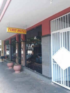 Отель Turis Hotel  Санту-Анжелу